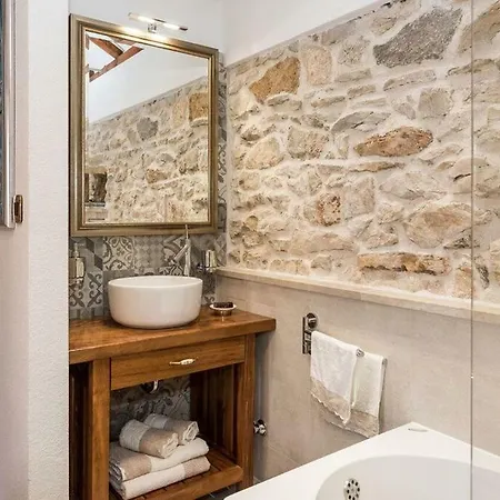 Villa Hirundo Rustica *