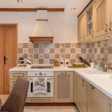 Hirundo Rustica Villa Skradin