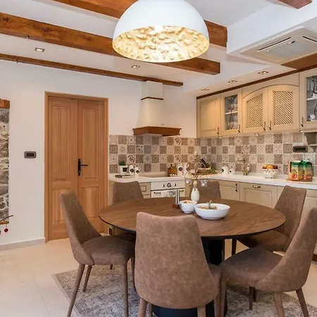 Villa Hirundo Rustica *