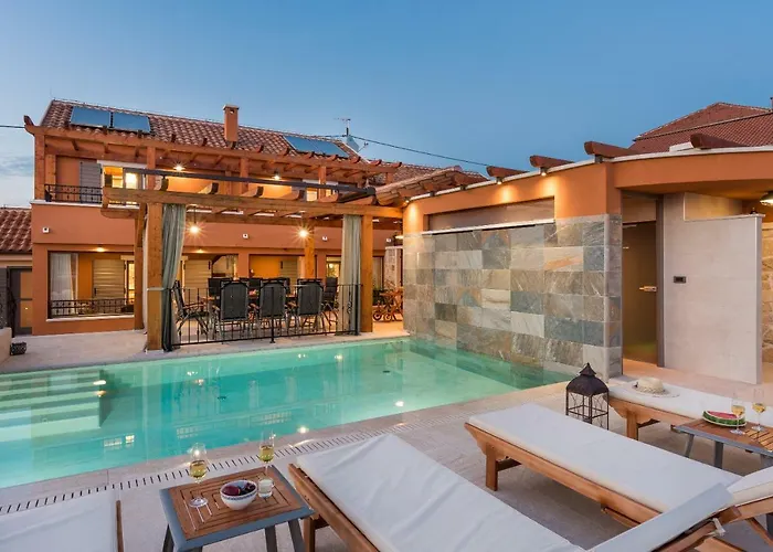 Hirundo Rustica Villa *