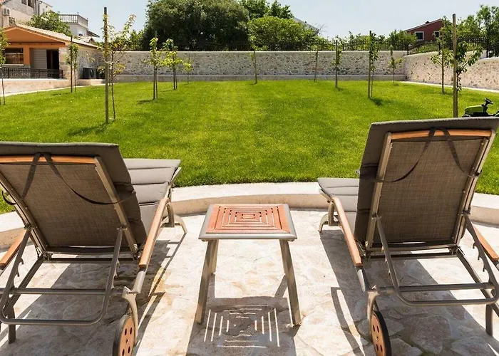 Hirundo Rustica וילה