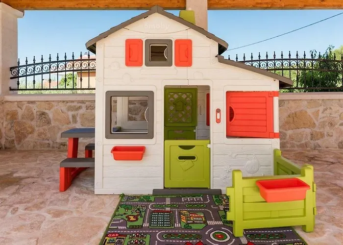 וילה Hirundo Rustica סקארדין